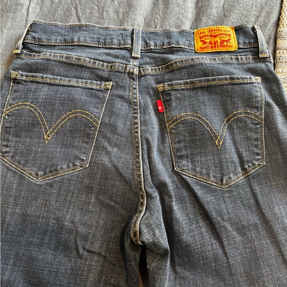 Levi's Classic Bootcut Jeans-Size 8 - Picture 8 of 8